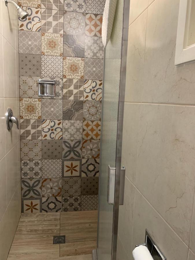 טיחואנה Dali Suites Hotel מראה חיצוני תמונה