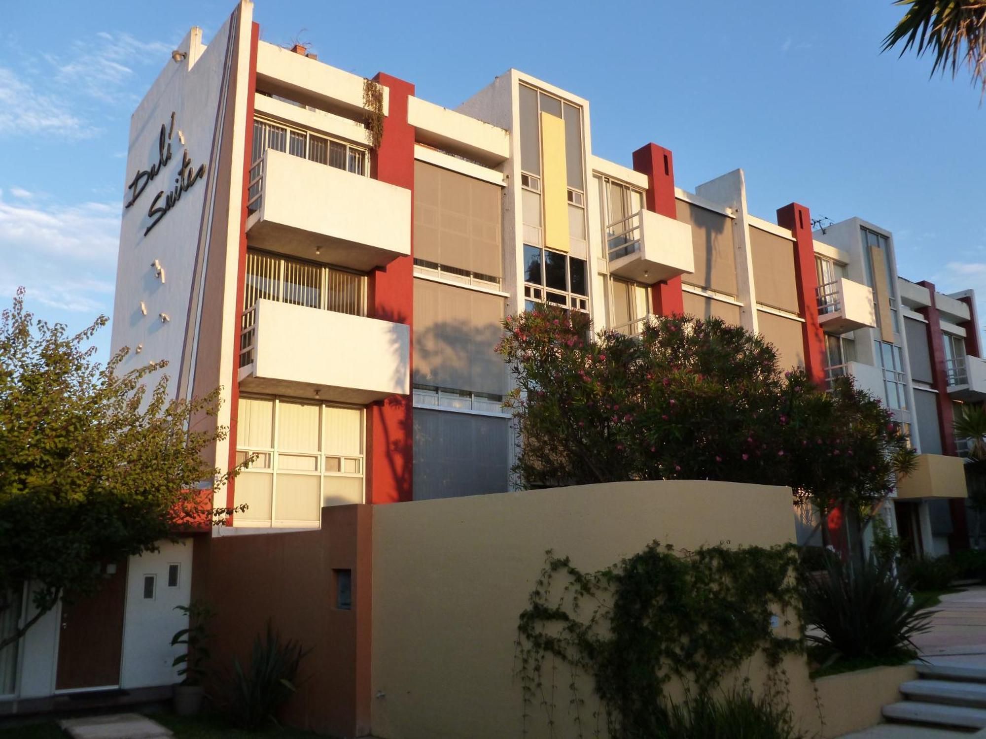 טיחואנה Dali Suites Hotel מראה חיצוני תמונה